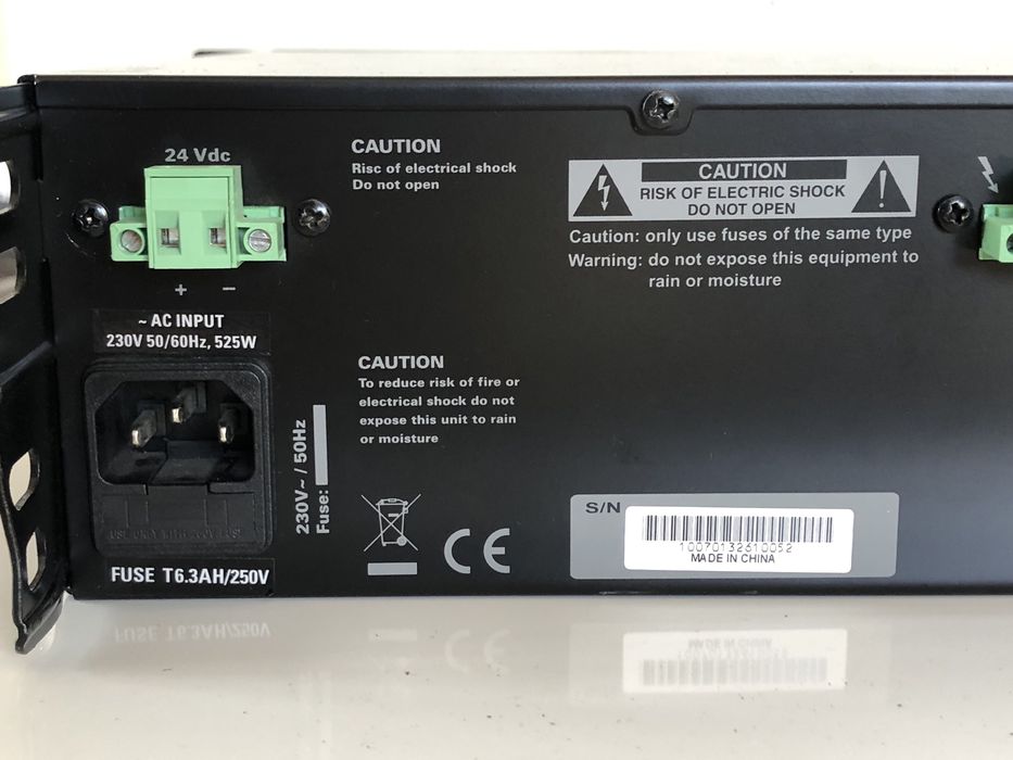 Profesjonalny wzmacniacz AUDAC CPA 36 100 V 360 W RMS A/B czarny