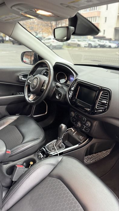 Jeep Compass Latitude Plus 2018