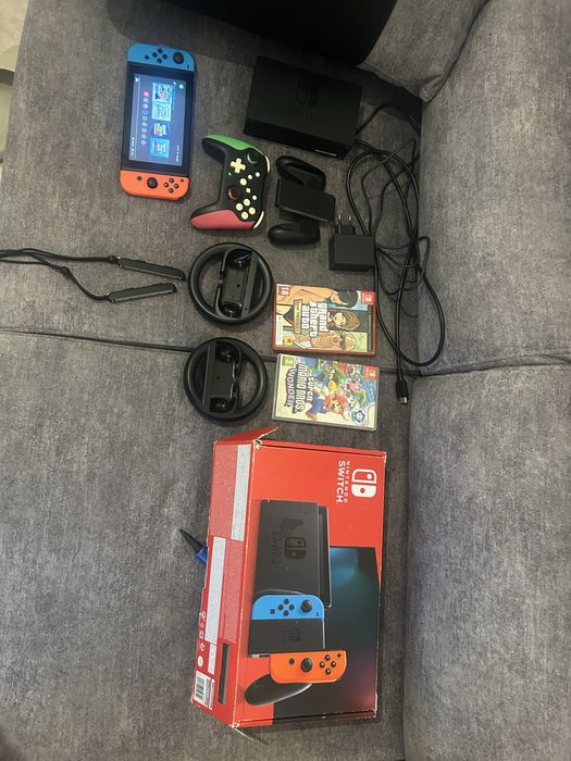 Nintendo Switch + 2 Jogos + Acessórios +Case de brinde