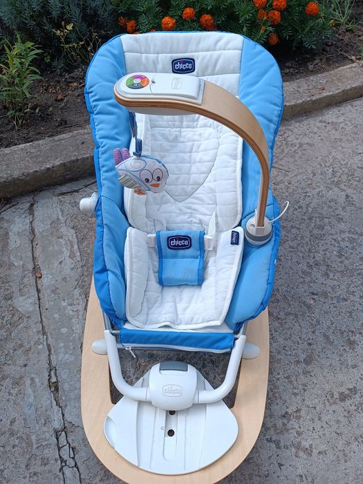 Детский шезлонг-качалка Chicco i-Feel