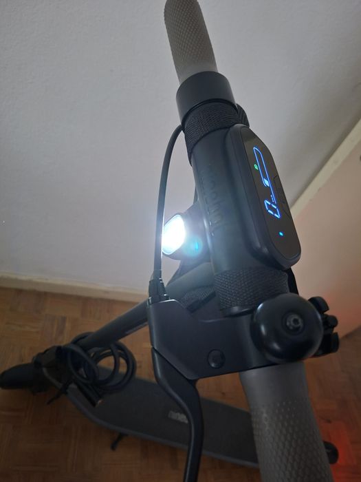 Trotinete Ninebot 20km