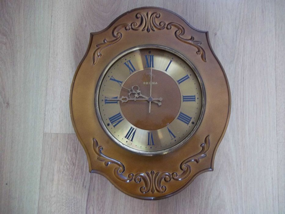 Годинник настіний Весна.