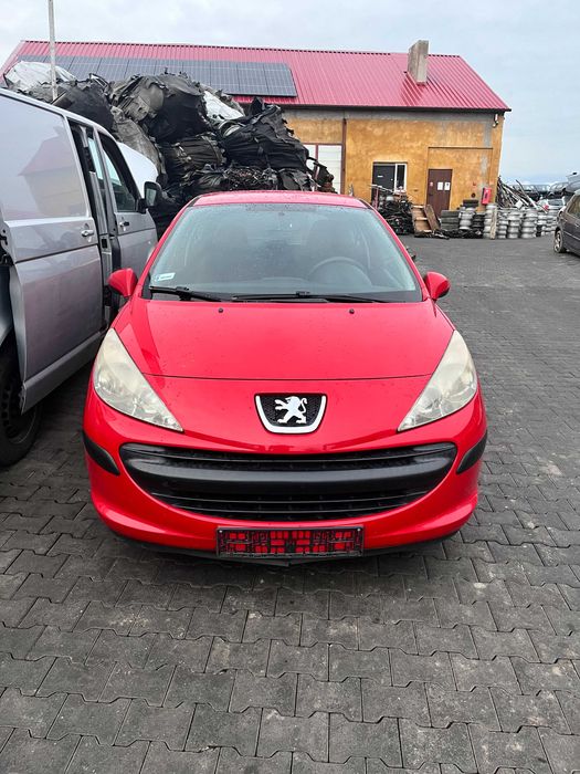 Peugeot 207 Lampy  maska błotnik Kod lakieru KKNB
