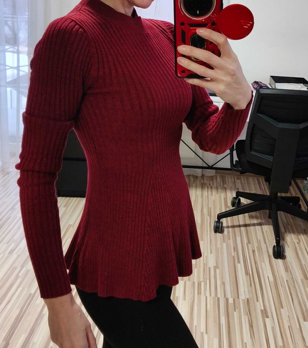 Prążkowana bluzka, rozkloszowana, bordowa, S, Miss Selfridge