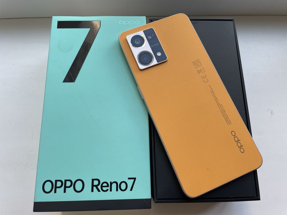 Смартфон Oppo Reno 7