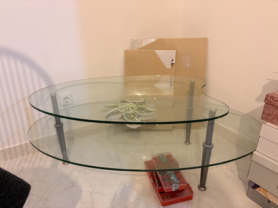 Mesa de apoio de vidro