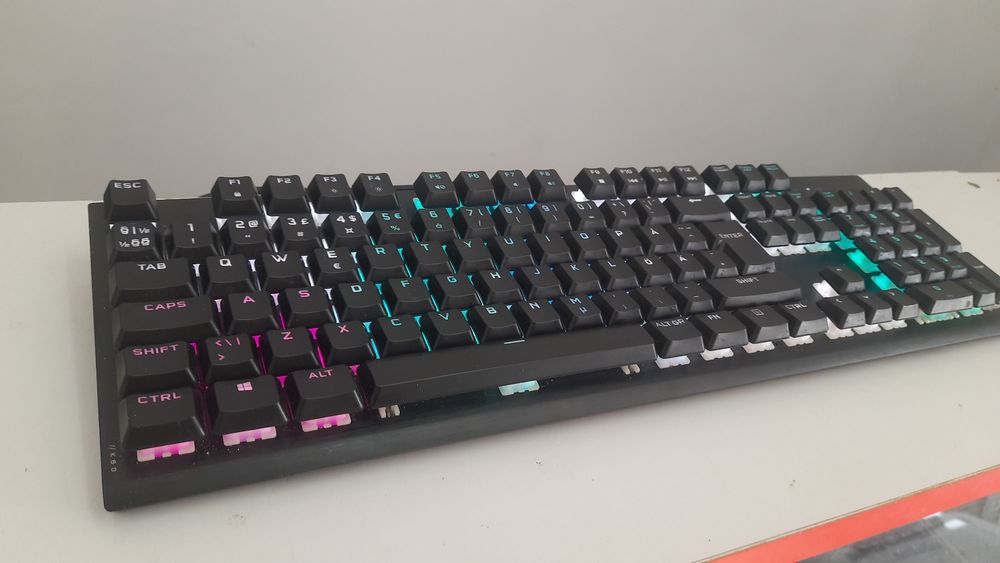 Ігрова клавіатура Corsair k60 rgp pro
