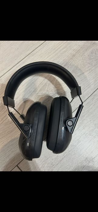 Nauszniki przeciwhałasowe HOWARD LEIGHT VeriShield VS110