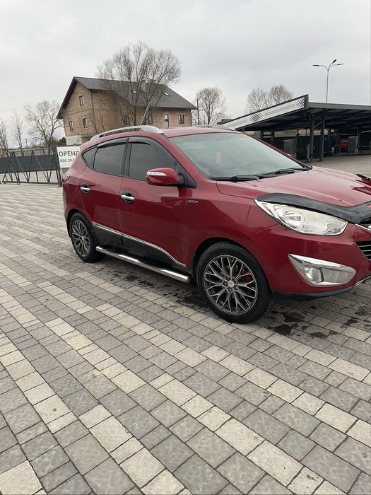 Автомобіль Hyundai Tucson