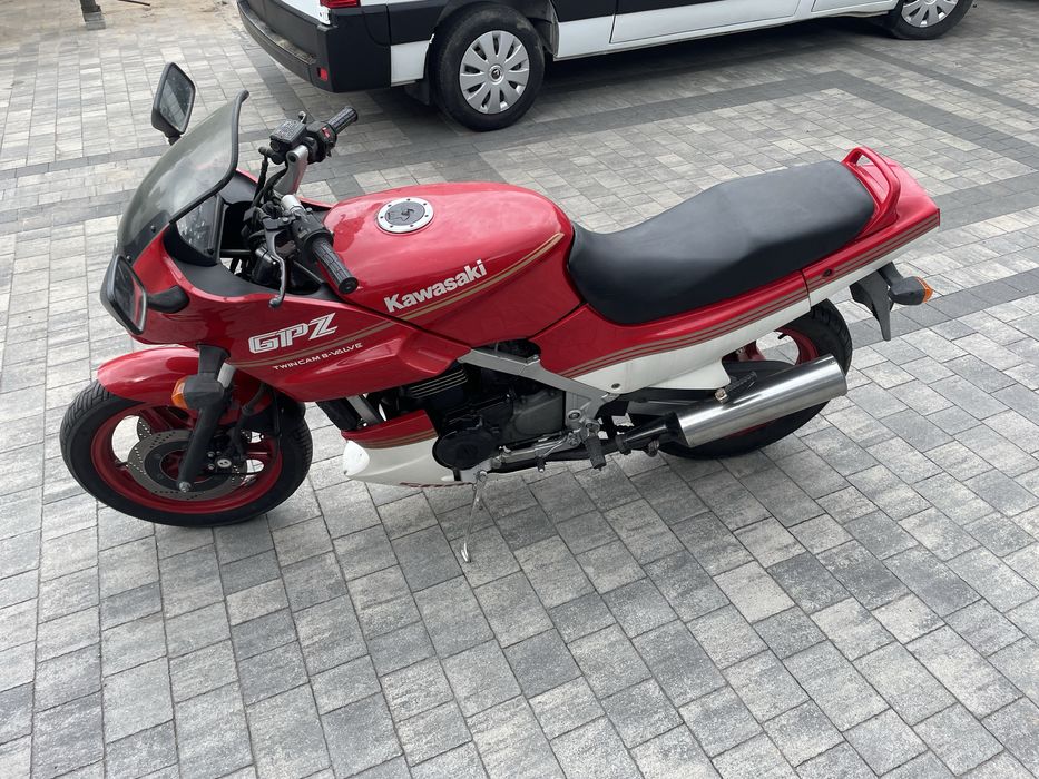 Części Kawasaki GPZ 500s