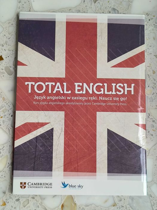 Cambridge "TOTAL ENGLISH 1" z płytą, 3 poziomy (nowe)