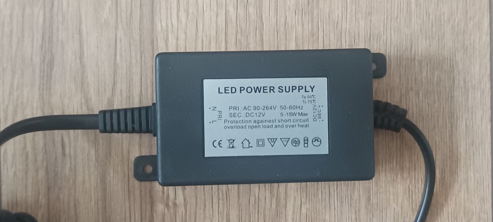 Zestaw  16 sztuk zewnętrzne reflektory LED wpuszczane na taras, drewno, basen, ogród
