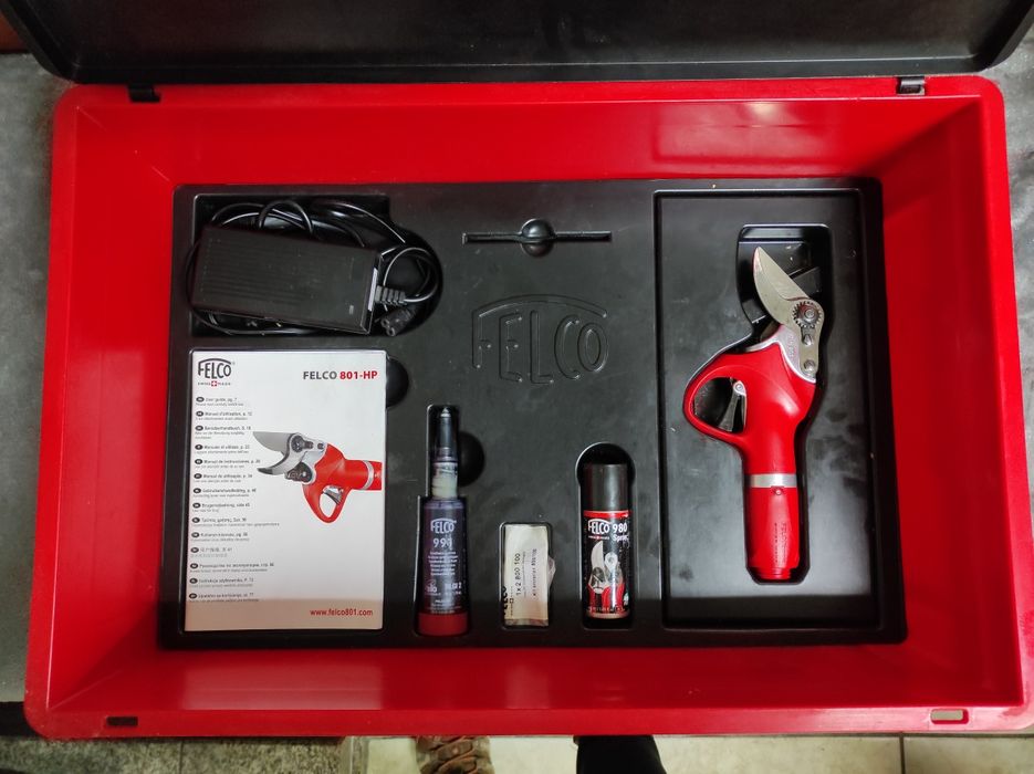 Tesoura Elétrica FELCO 801