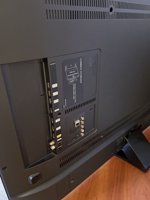 Телевізор Samsung UE48JU6450