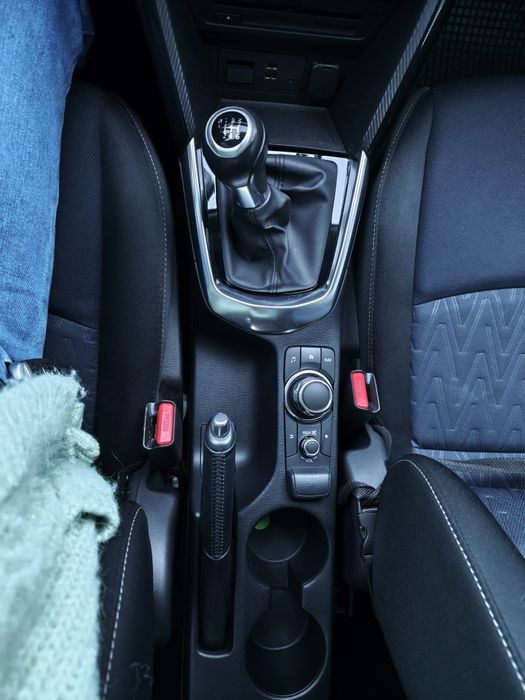 Vendo Mazda 2 skyactive