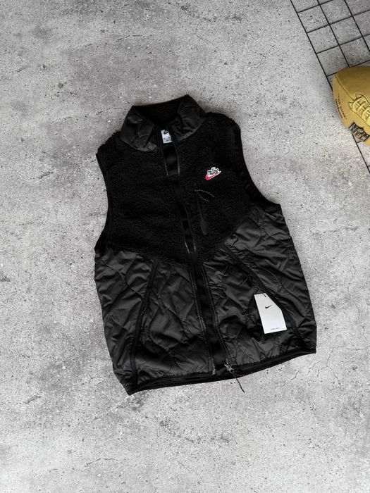 Жилетка Nike old school чорна безрукавка