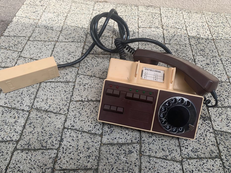 Telefon stacjonarny