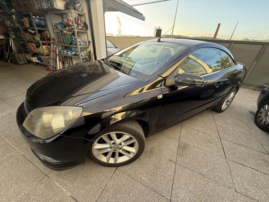 Opel Astra TwinTop 1.9 CDTI (150cv) | Capota 100% Funcional | Estilo e Economia