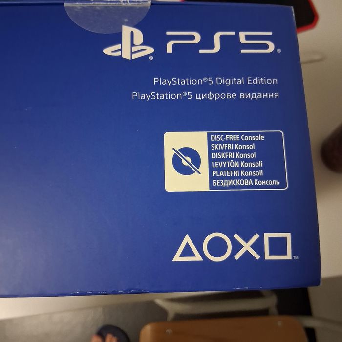 Игровая приставка PlayStation 5 Slim Digital Edition 2 джойстика (CFI-