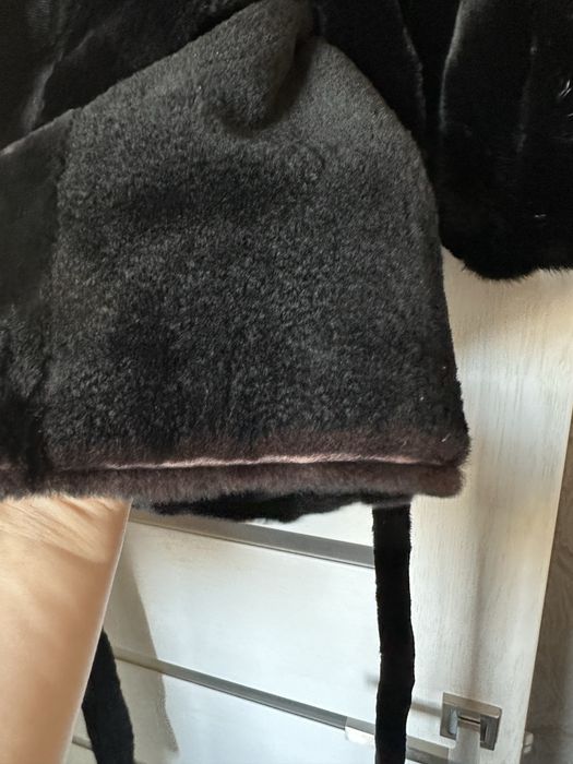 Продам жіночу норкову шубу
