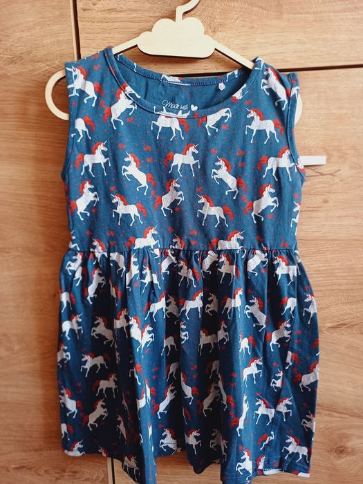 Sukienka dziewczęca