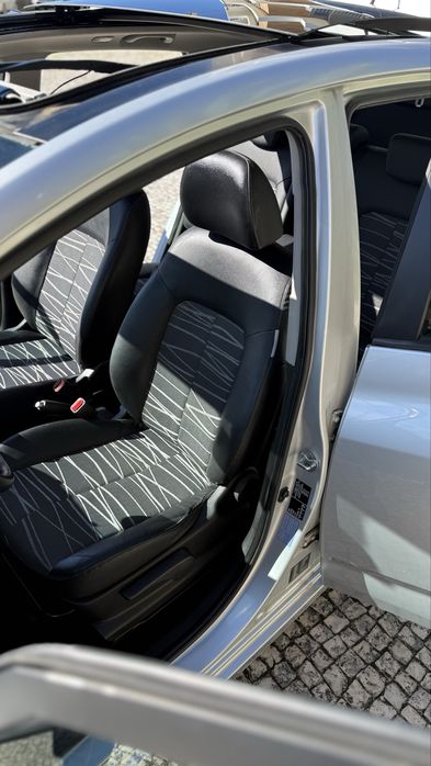 2010 (DIESEL) Kia Venga 1.4 CRDi - Android & Apple CarPlay