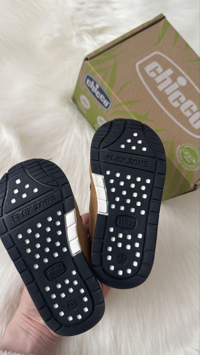 Дитяче взуття Chicco 21 розмір