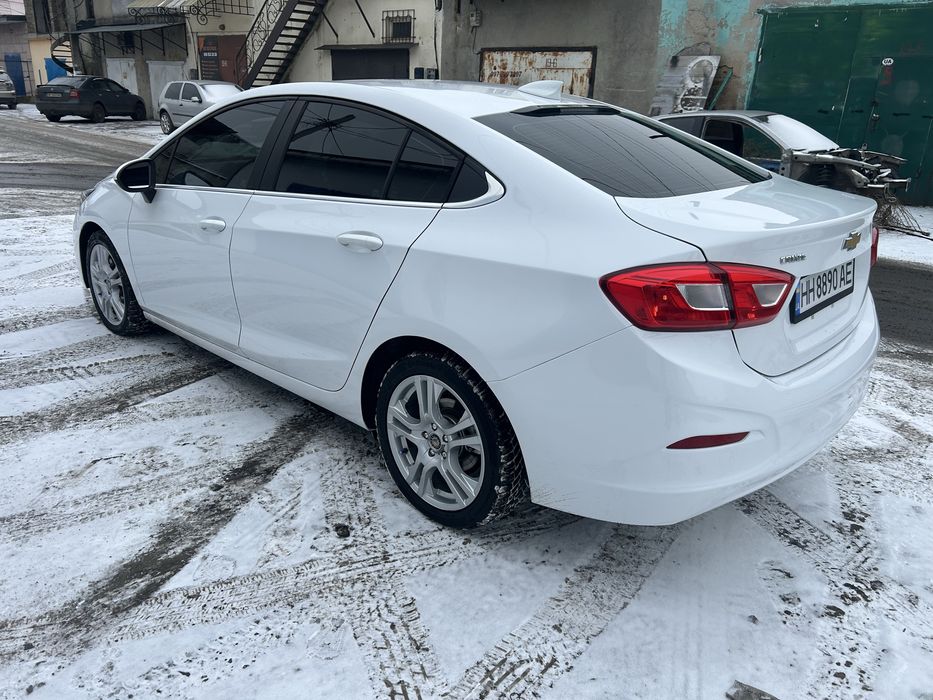 Продам Chevrolet Cruze