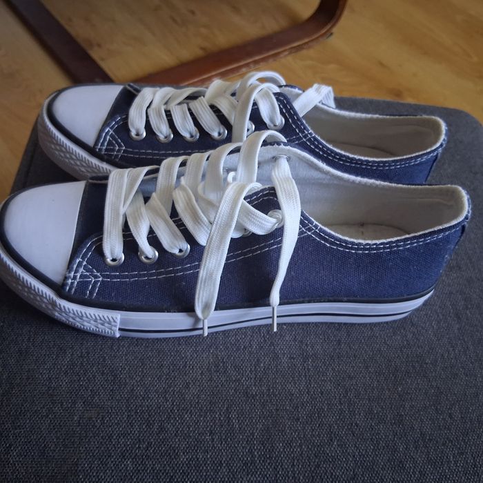 Trampki rozm 37 nowe