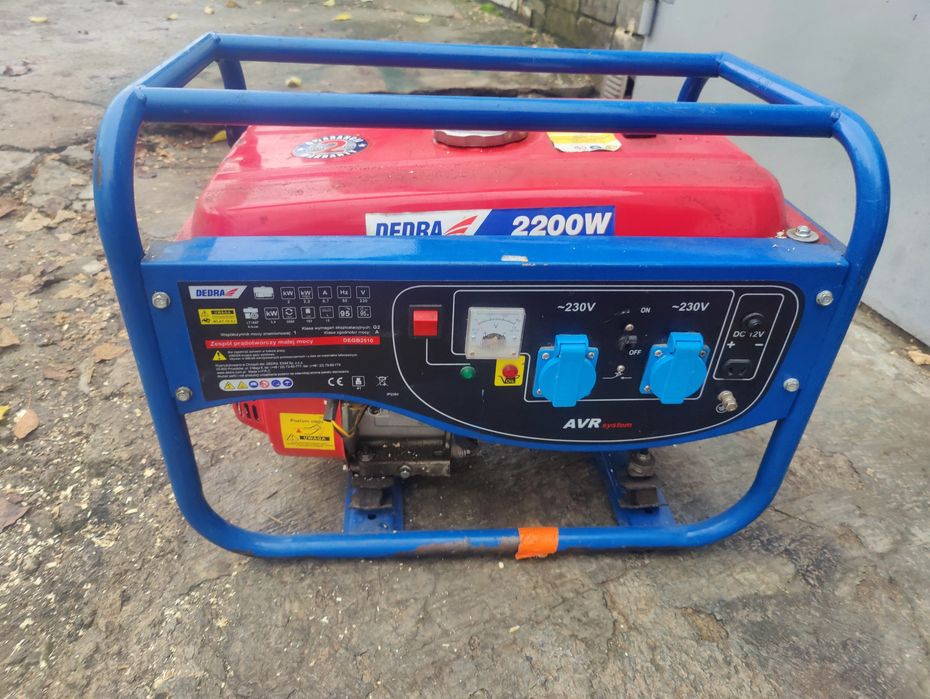 Бензиновый генератор Dedra 2.2 кВт