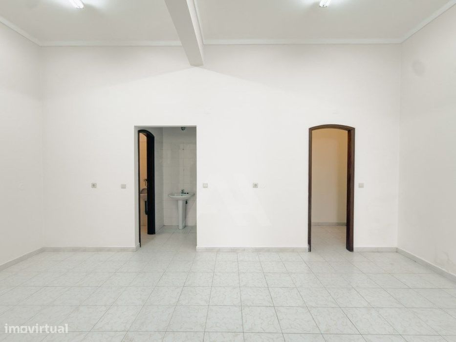 Loja Remodelada no Cacém