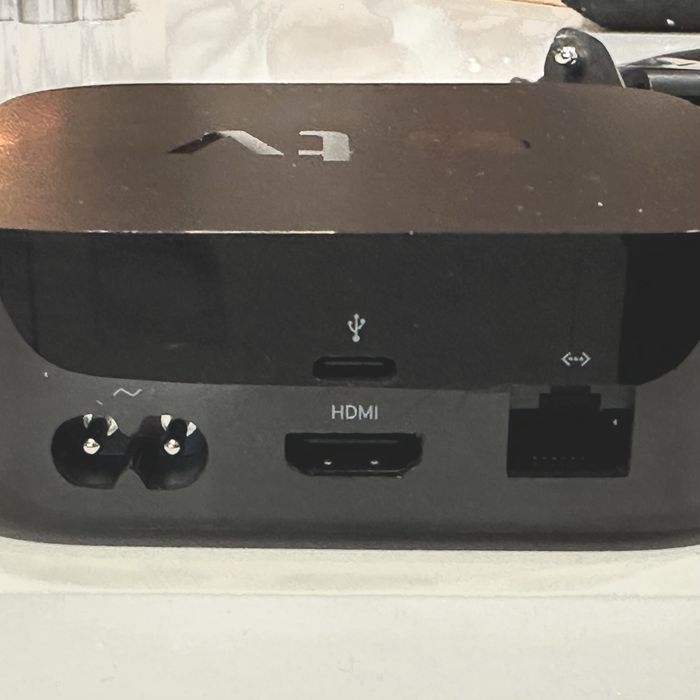 Apple TV 32GB como nova