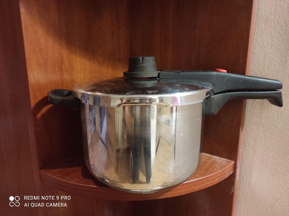 Продаю скороварки на 5 литров