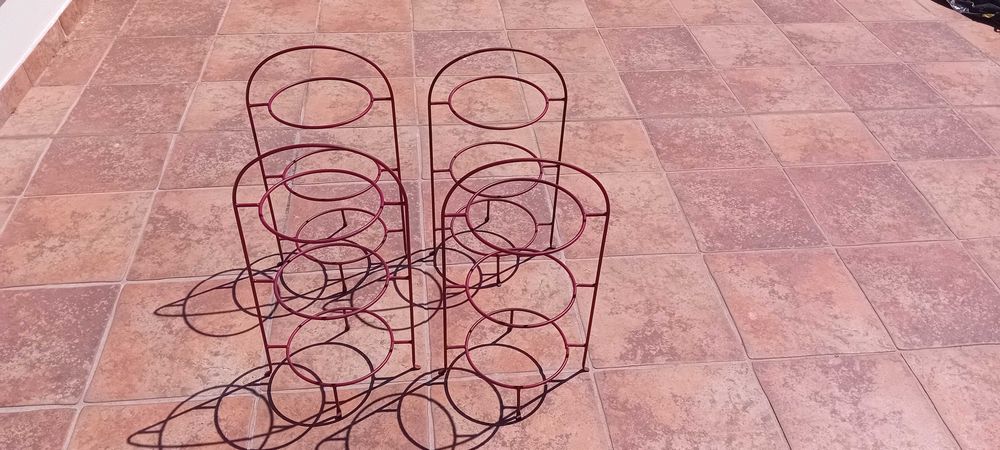 Expositor para pratos pastelaria em ferro pintado!