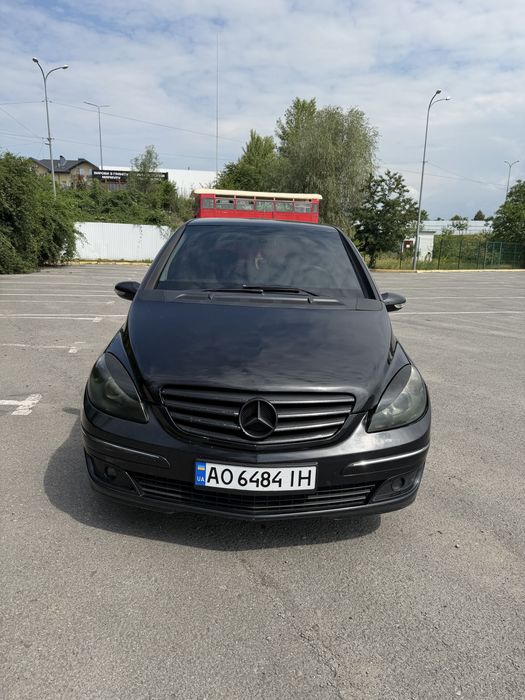 Mersedes B 180 2d