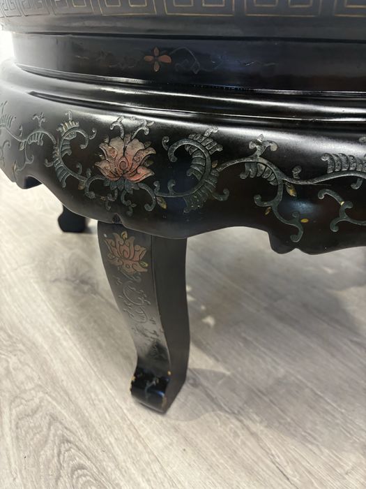 Orientalny stolik kawowy chinoiserie recznie malowany
