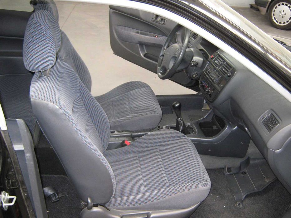 Honda Civic 1.4i  3 portas C/ AC