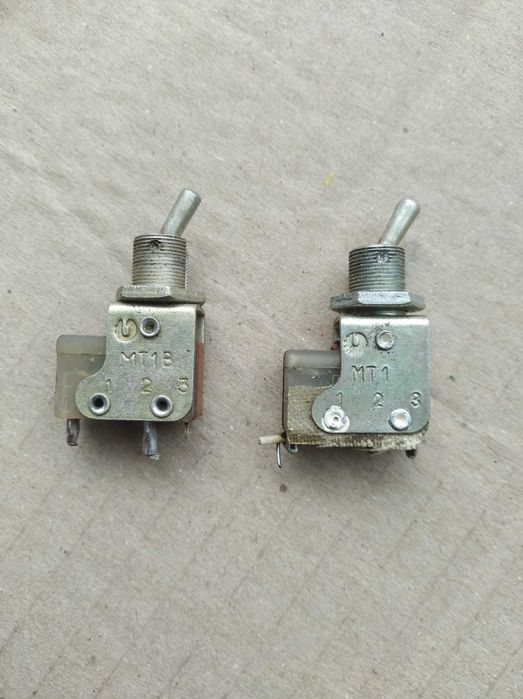 Перемикачі. Мікроперемикачі