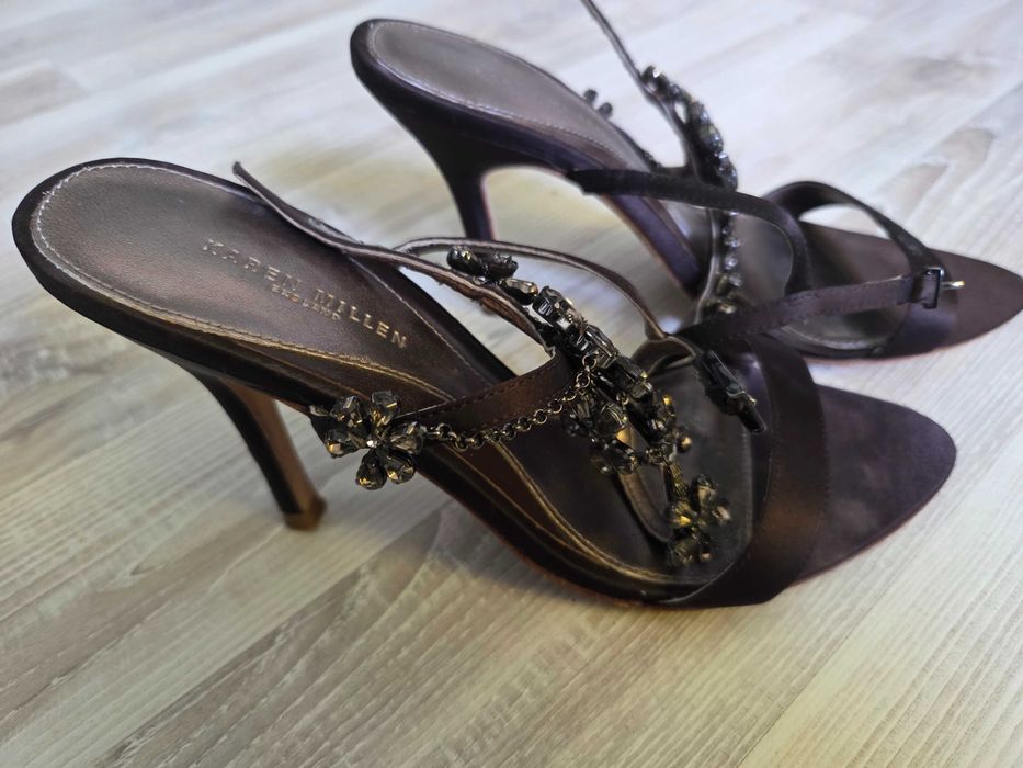 Sandały Karen Millen r. 37 – satynowe z ozdobnymi kryształkami, eleganckie