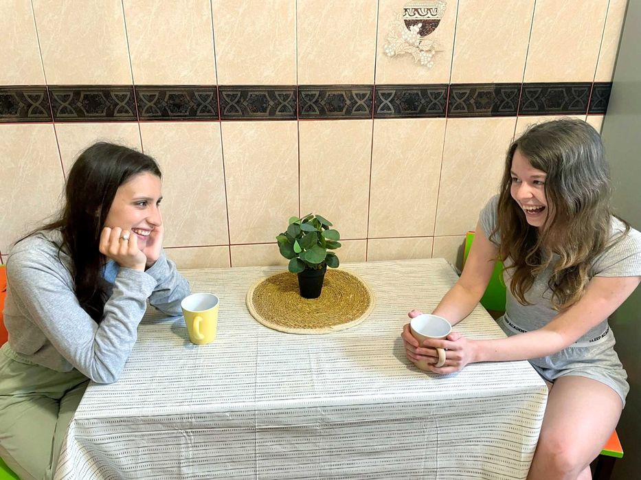 Хостел на первом этаже, метро Левобережная — койко-место 1500 грн/мес.