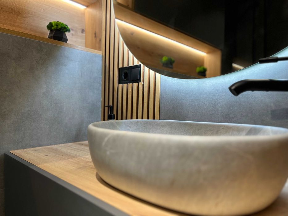 Подобова оренда біля Форуму(з 1 березня)