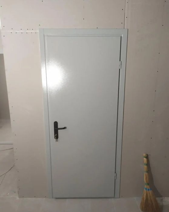 Технічні двері нові