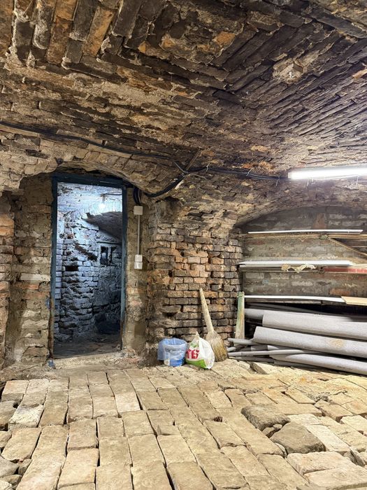 Підаж підвалу вул. Бандери 18,4 м2