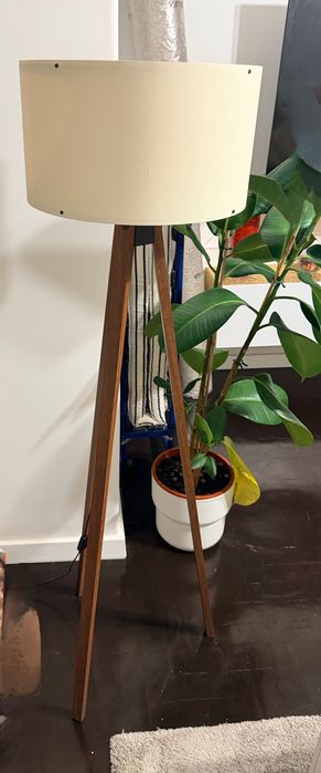 Candeeiro de Pé LUX.PRO Newport (140 x 038 cm - Tecido / MDF, Cremes )