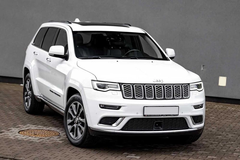 Auto do ślubu Majestatyczny Jeep Grand Cherokee w przepięknym Białym kolorze
