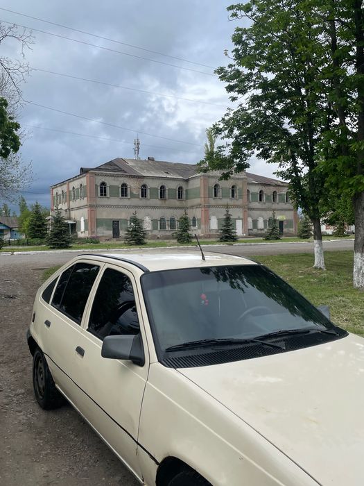 Продам машину Опель кадет