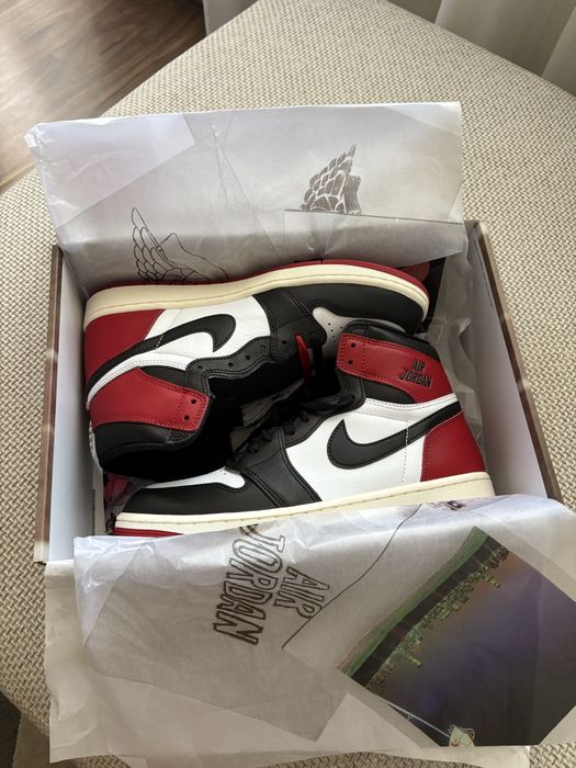 Air Jordan 1 OG BLACK TOE