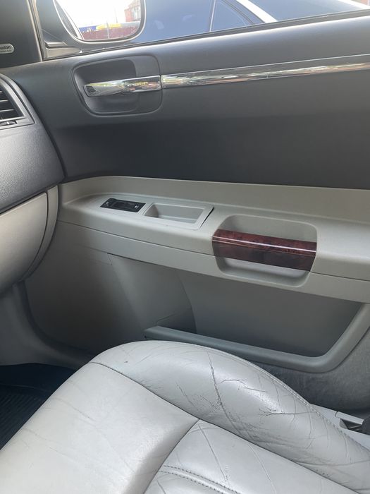 Крайслер 300с 2,72 обьем