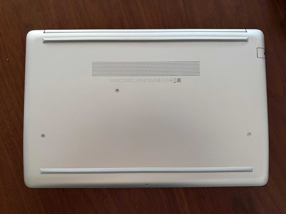 HP Laptop 15 | Intel i3 | SSD | Rápido e em Bom Estado