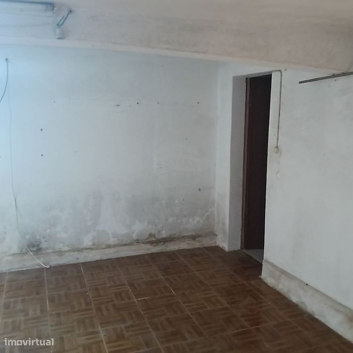 Moradia T2 para venda